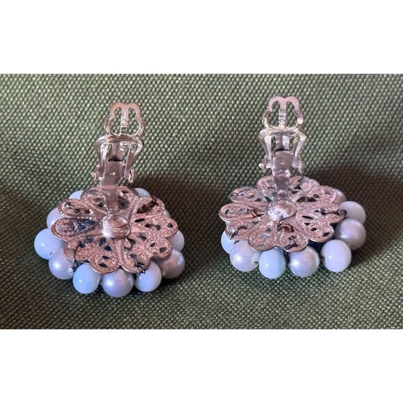Vintage Blue White Beaded Cluster Design Clip-On Earrings - Picture 6 of 9